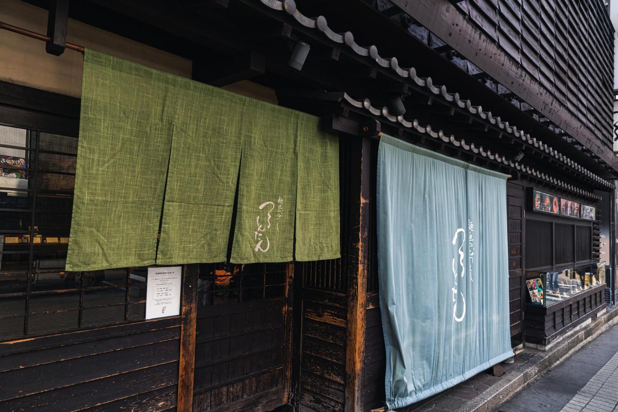 402 道頓堀側のお部屋 中心地へのアクセス抜群 ダブルベッド1台 お布団1枚 Apartment Osaka